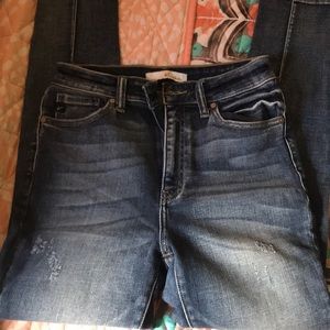Kancan Jeans size 28 ankle skinny